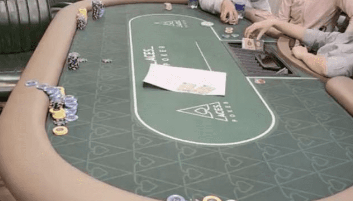 22 people caught gambling poker in 5-star hotel in Vietnam