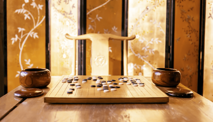 Deadly Games of Chance, Dominoes, and Dice in Ancient China