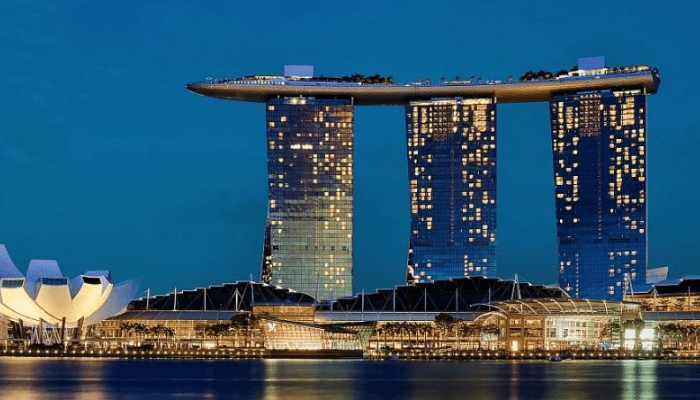 Marina Bay Sands Gamblers Sentenced for Theft After Supergluing Chips to Hands