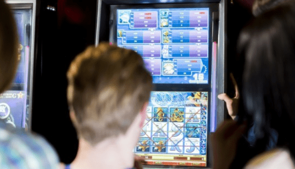 NSW govt gives green light to expanded cashless gaming trial