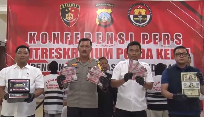 Singaporean Indonesian authorities dismantle counterfeit currency syndicate