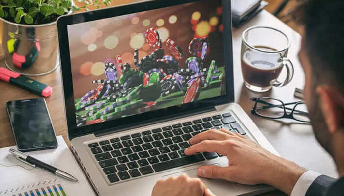 Indonesian Government Reports Citizens Engage in Online Gambling