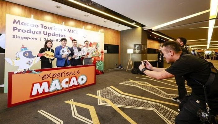 Macau Steps Up Tourism Promotion Efforts with Vibrant Roadshow in Singapore