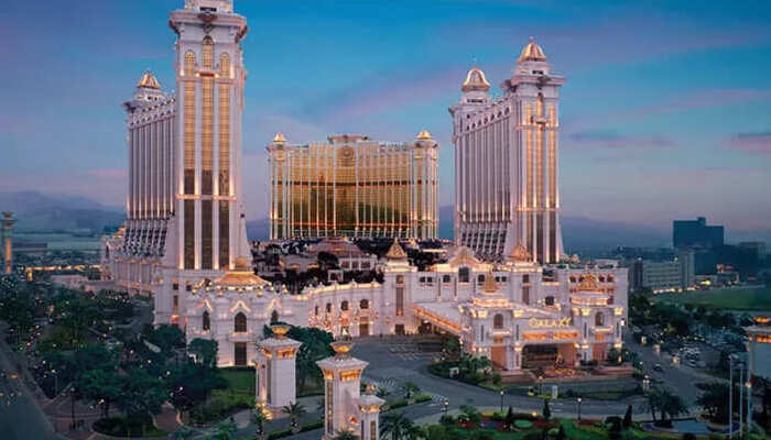 Galaxy Macau Revamps with Smart Tables, Eyes Market Share Gains