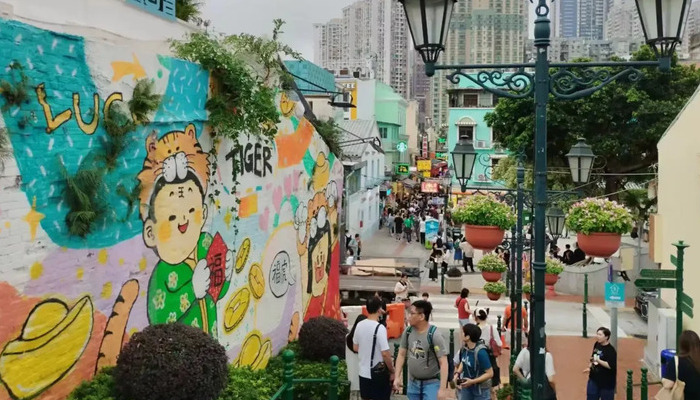 Mainland Tourist Influx Expected as Eight Cities Join Hong Kong, Macau Visit Scheme
